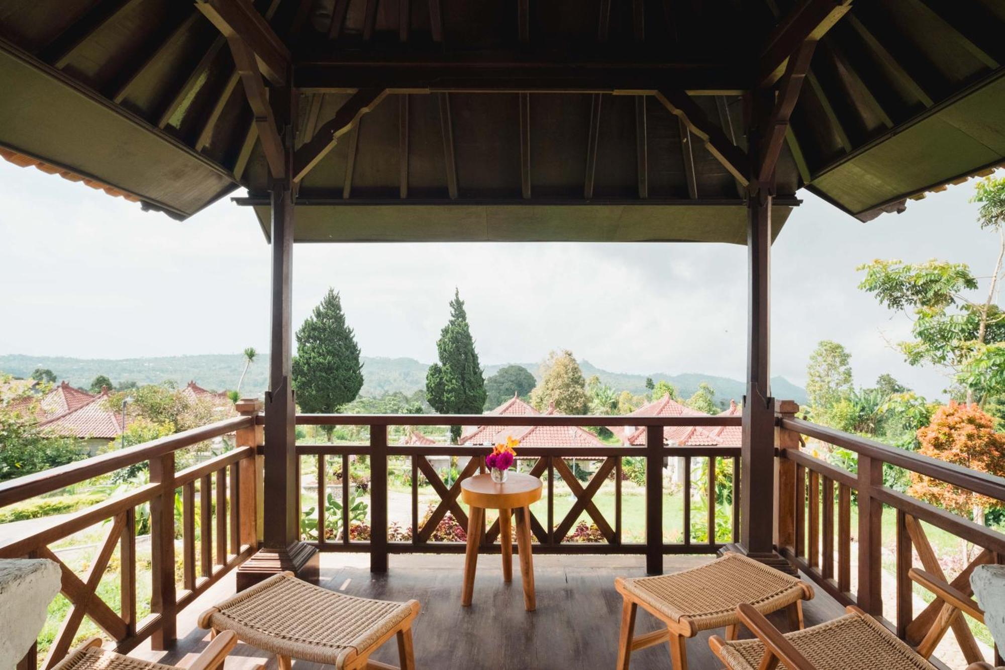 Girihill Farmhouse Munduk Exterior foto